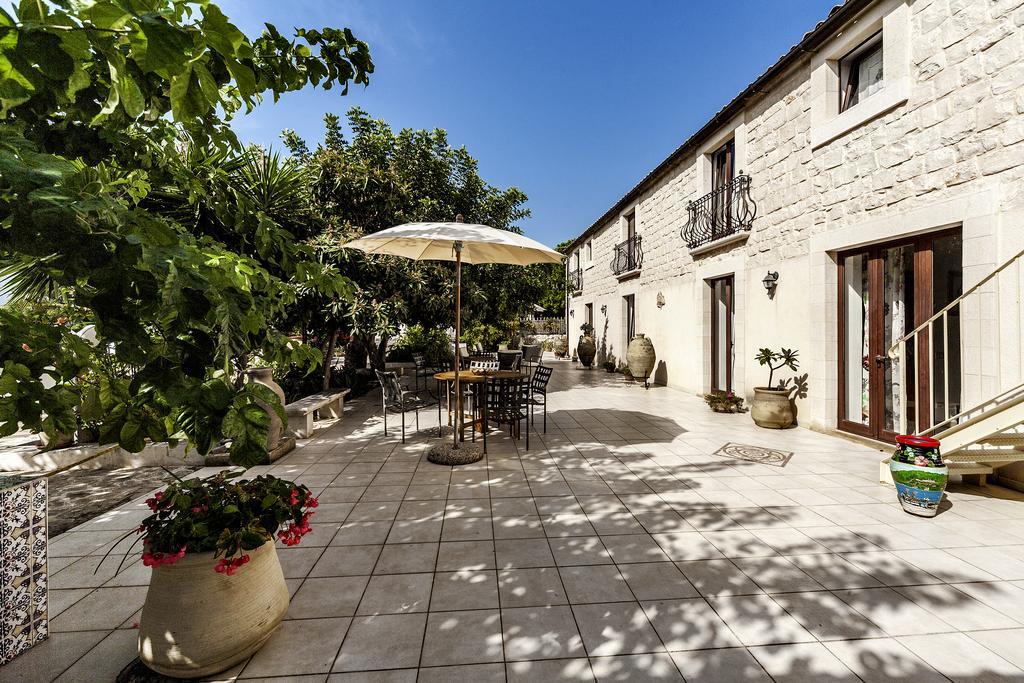 Villa U Marchisi B&B Шиклі Екстер'єр фото