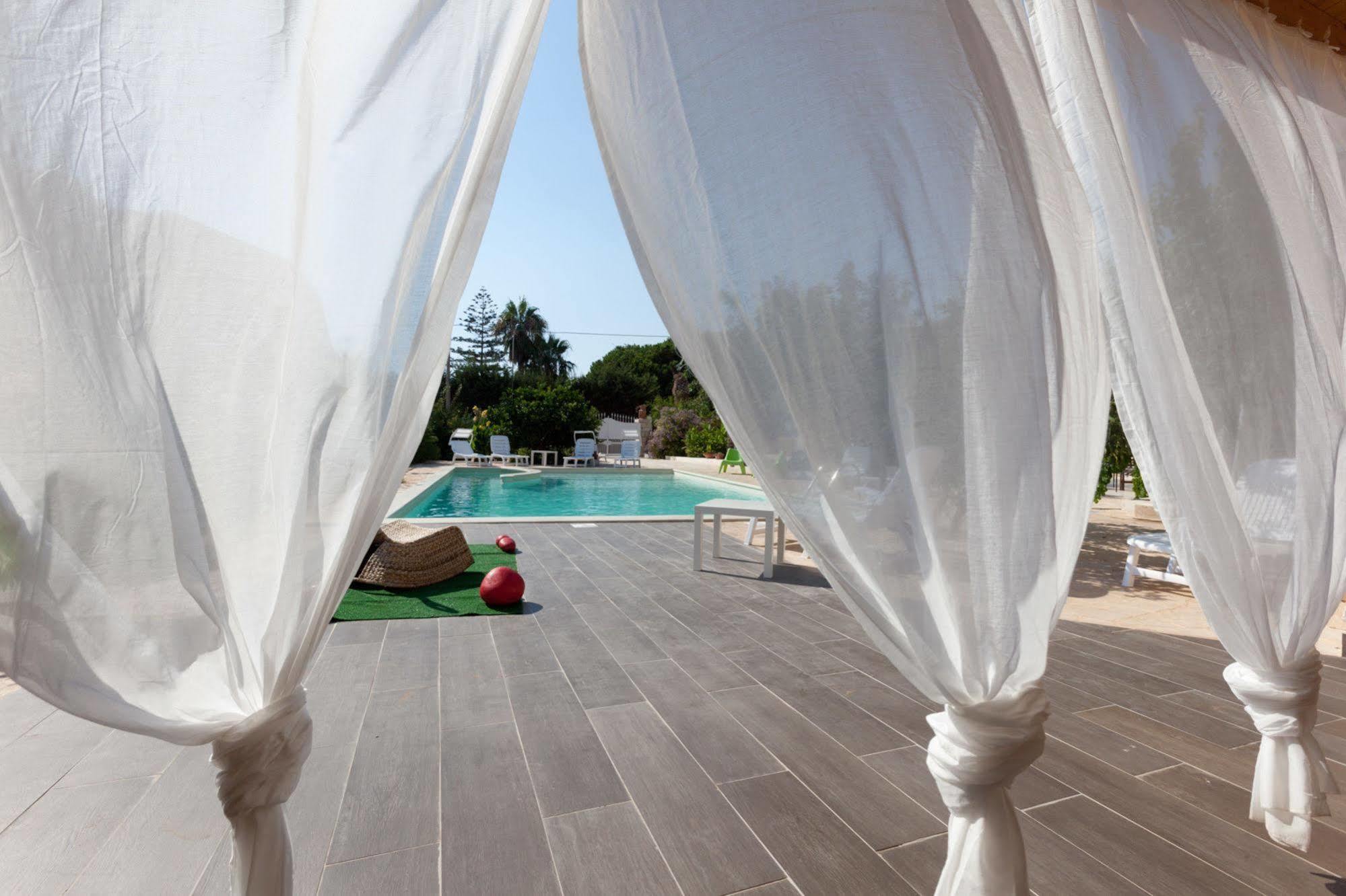 Villa U Marchisi B&B Шиклі Екстер'єр фото